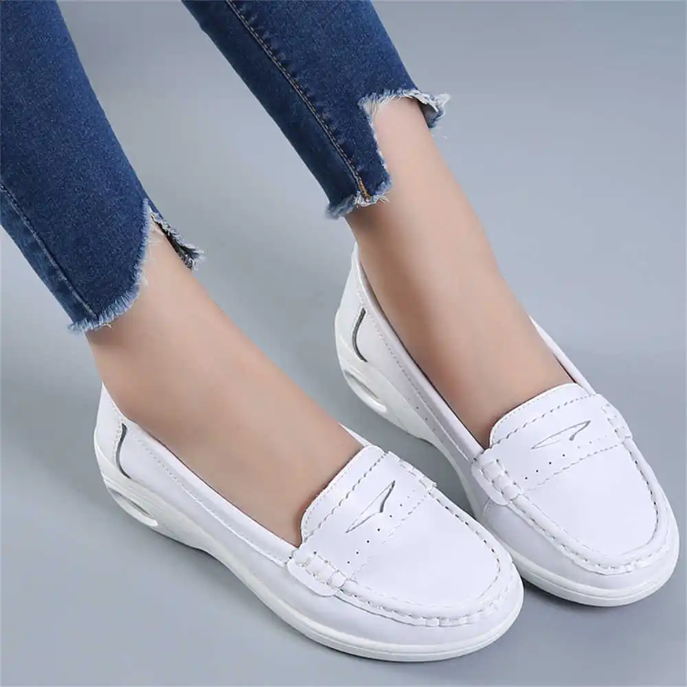 Thick Sole Slipon White Traine - Travel Accessories For Young Men avis et prix