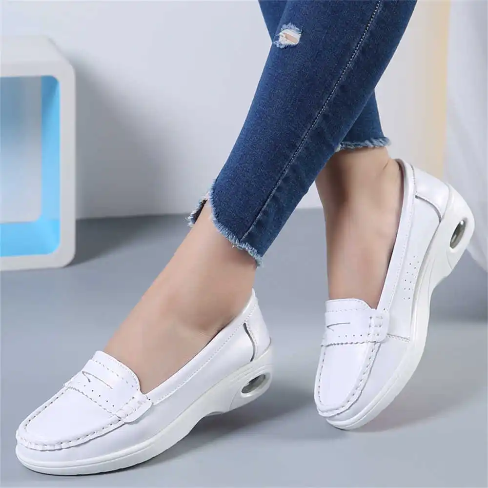 Thick Sole Slipon White Traine - Travel Accessories For Young Men avis et prix